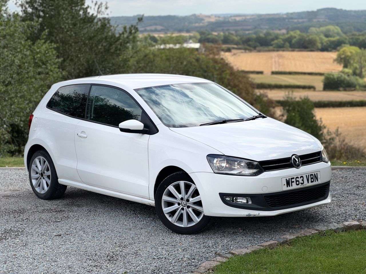 A 2013 VOLKSWAGEN POLO MATCH EDITION A 2013 VOLKSWAGEN POLO MATCH EDITION