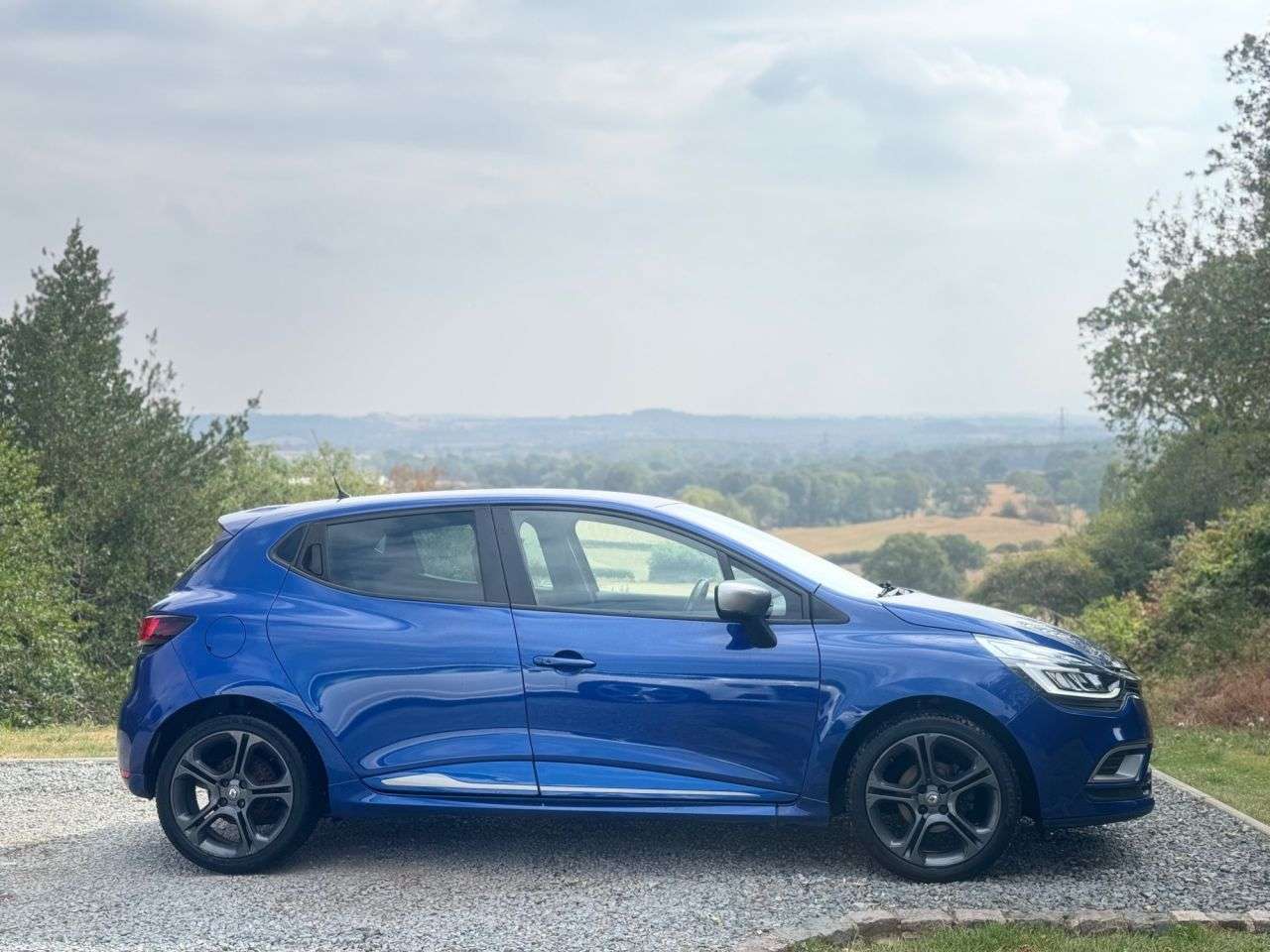 2018 RENAULT CLIO 2018 RENAULT CLIO