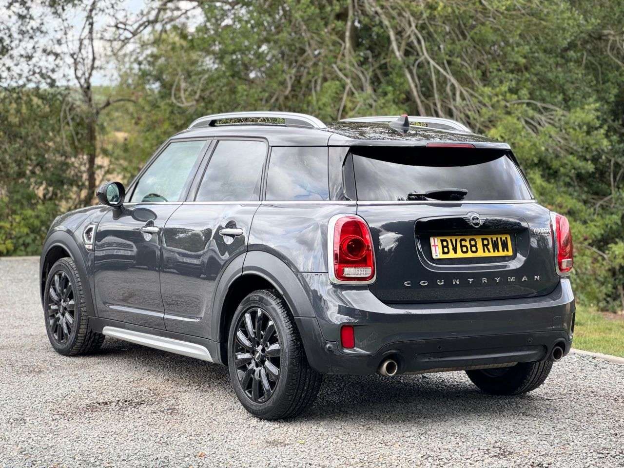 A 2018 MINI COUNTRYMAN 2.0 Cooper S Classic SUV 5dr Petrol Manual Euro 6 (s/s) (192 ps) A 2018 MINI COUNTRYMAN 2.0 Cooper S Classic SUV 5dr Petrol Manual Euro 6 (s/s) (192 ps)