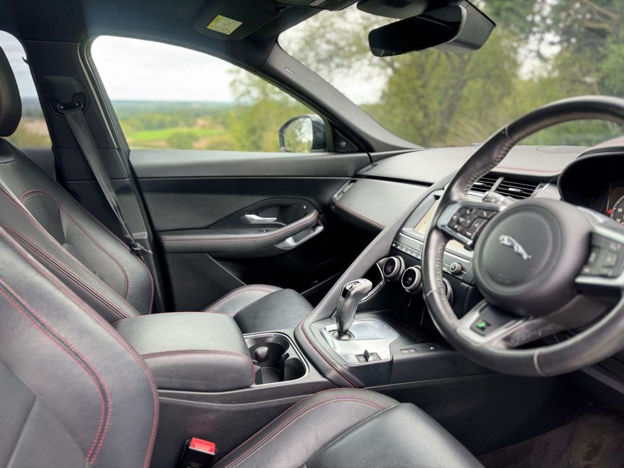 A 2020 JAGUAR E-PACE 2.0 D180 Chequered Flag SUV 5dr Diesel Auto AWD Euro 6 (s/s) (180 ps) A 2020 JAGUAR E-PACE 2.0 D180 Chequered Flag SUV 5dr Diesel Auto AWD Euro 6 (s/s) (180 ps)
