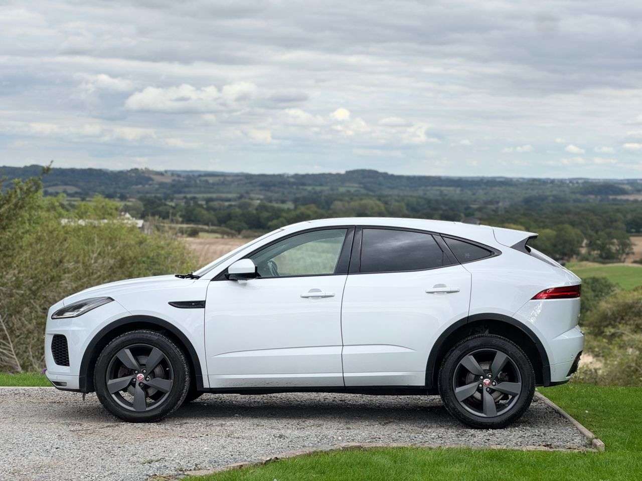 2020 JAGUAR E-PACE 2020 JAGUAR E-PACE