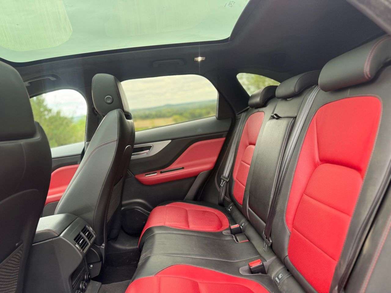 2019 JAGUAR F-PACE 2019 JAGUAR F-PACE