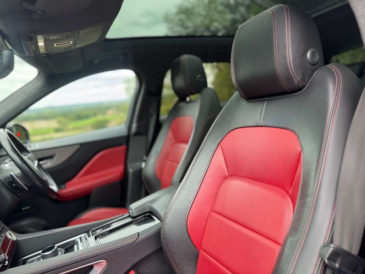 2019 JAGUAR F-PACE 2019 JAGUAR F-PACE