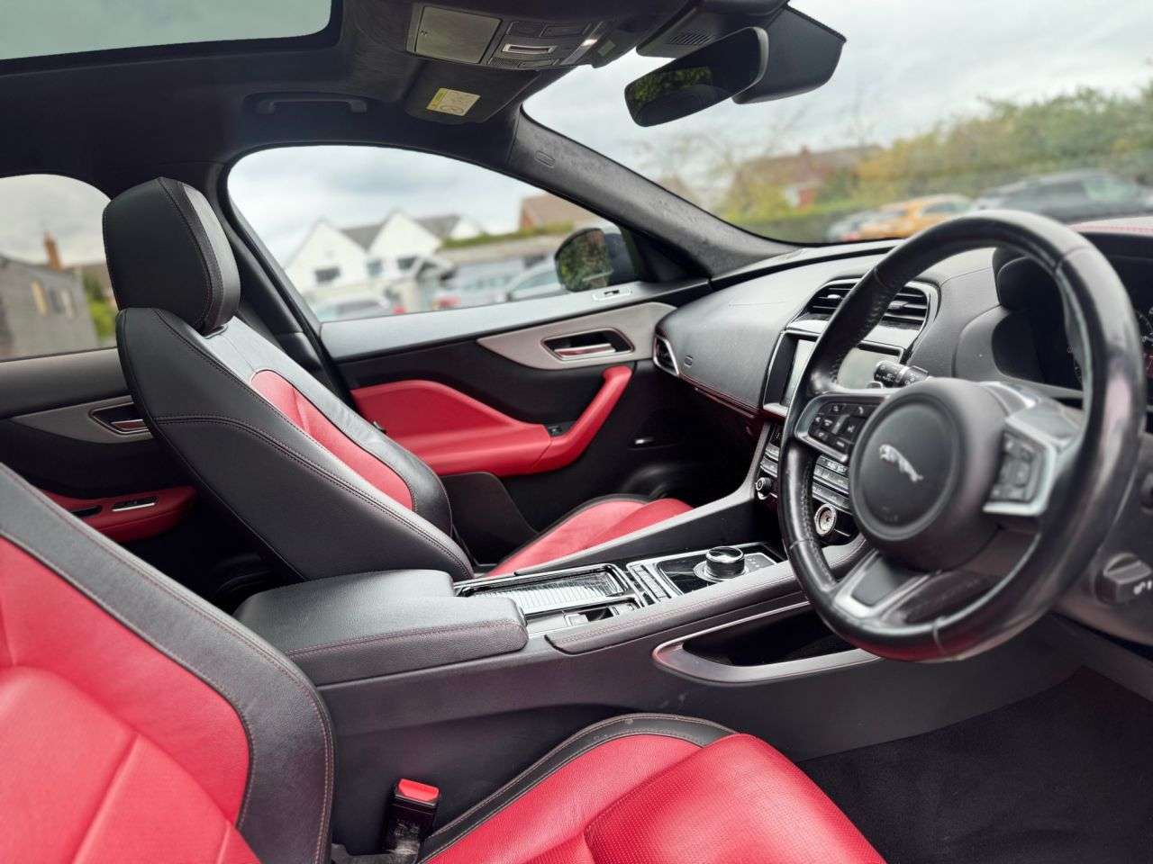 2019 JAGUAR F-PACE 2019 JAGUAR F-PACE