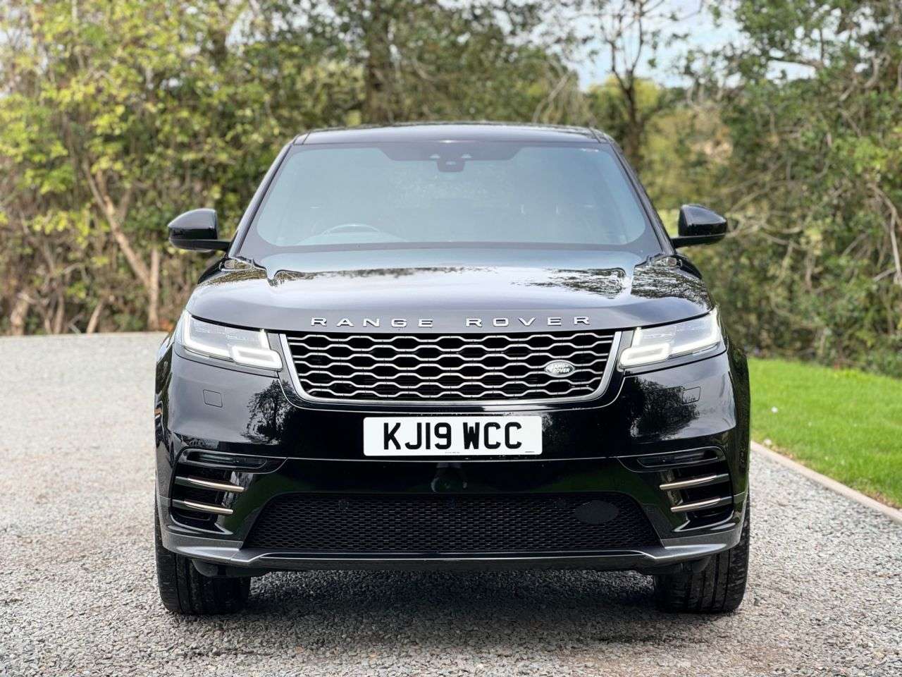 2019 LAND ROVER RANGE ROVER VELAR 2019 LAND ROVER RANGE ROVER VELAR