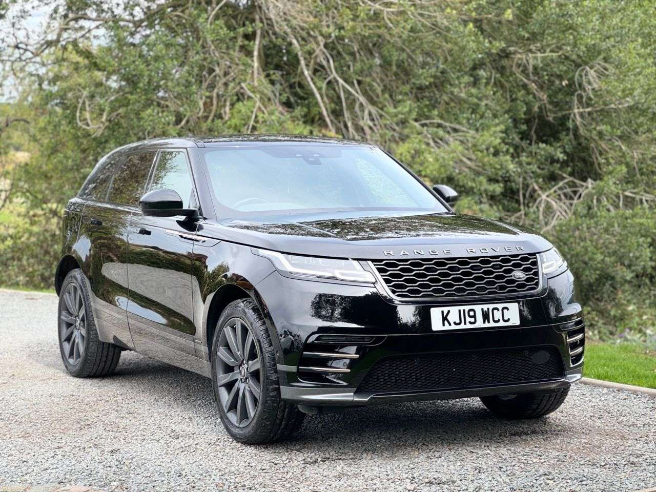 2019 LAND ROVER RANGE ROVER VELAR 2019 LAND ROVER RANGE ROVER VELAR