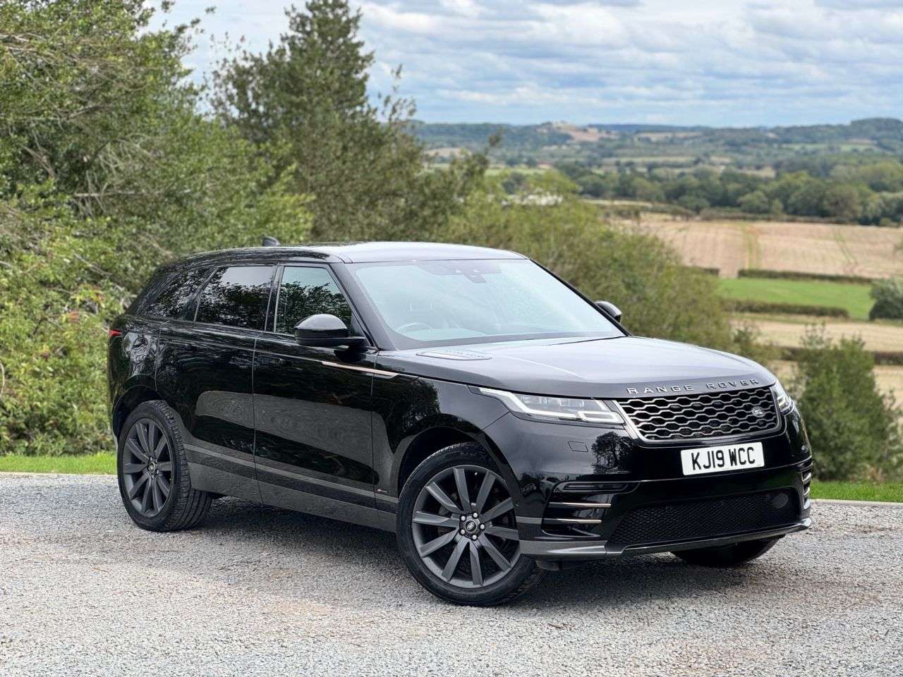 2019 LAND ROVER RANGE ROVER VELAR 2019 LAND ROVER RANGE ROVER VELAR
