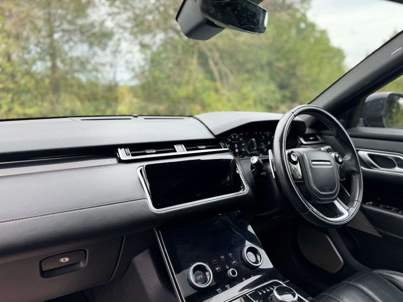 2019 LAND ROVER RANGE ROVER VELAR 2019 LAND ROVER RANGE ROVER VELAR