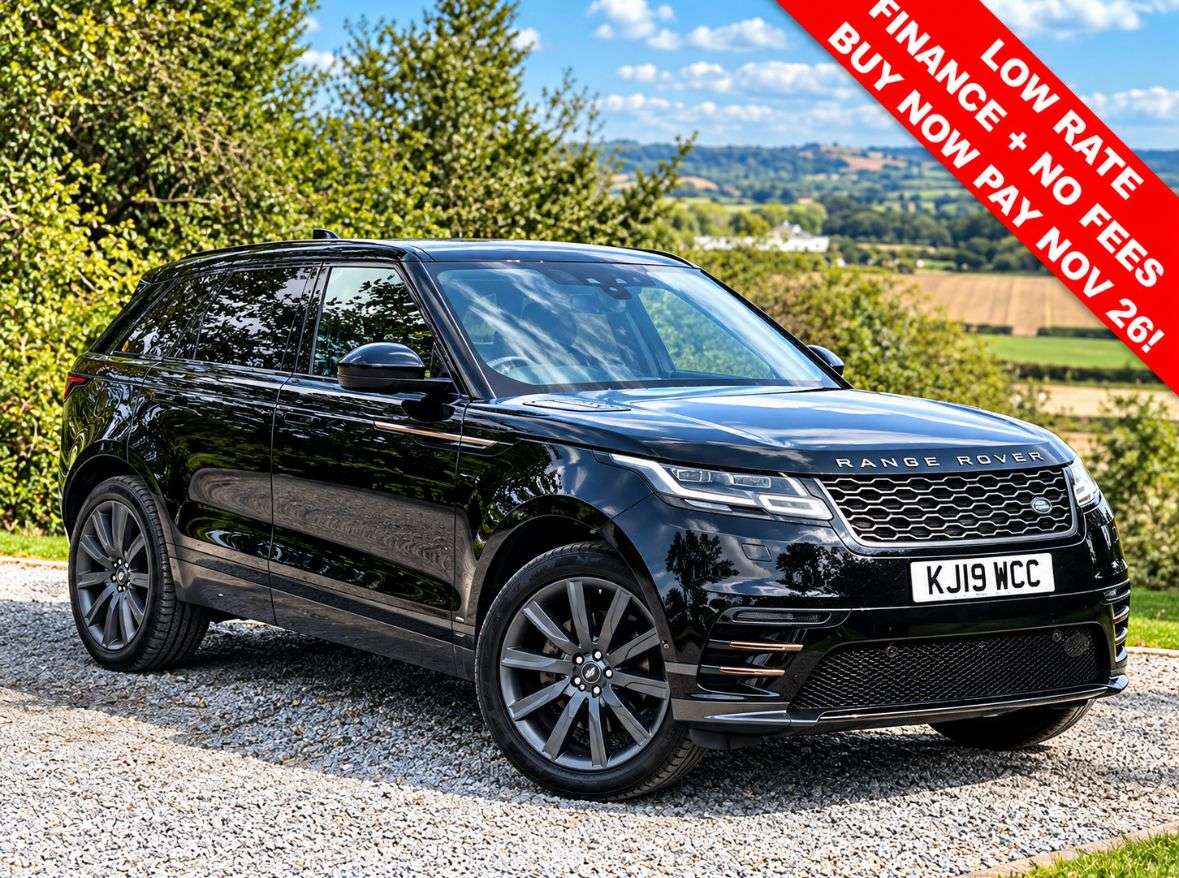 A 2019 LAND ROVER RANGE ROVER VELAR 2.0 D240 R-Dynamic HSE SUV 5dr Diesel Auto 4WD Euro 6 (s/s) (240 ps) A 2019 LAND ROVER RANGE ROVER VELAR 2.0 D240 R-Dynamic HSE SUV 5dr Diesel Auto 4WD Euro 6 (s/s) (240 ps)