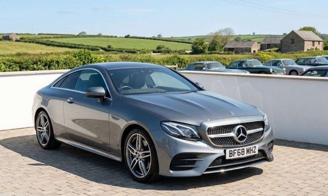 A 2018 MERCEDES-BENZ E CLASS 2.0 E220d AMG Line Coupe 2dr Diesel G-Tronic+ Euro 6 (s/s) (194 ps) A 2018 MERCEDES-BENZ E CLASS 2.0 E220d AMG Line Coupe 2dr Diesel G-Tronic+ Euro 6 (s/s) (194 ps)