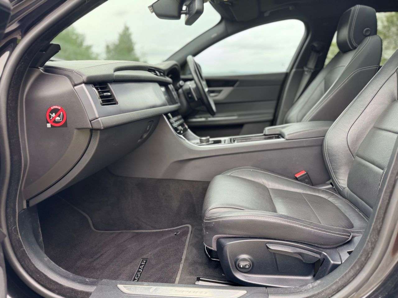 2018 JAGUAR XF 2018 JAGUAR XF