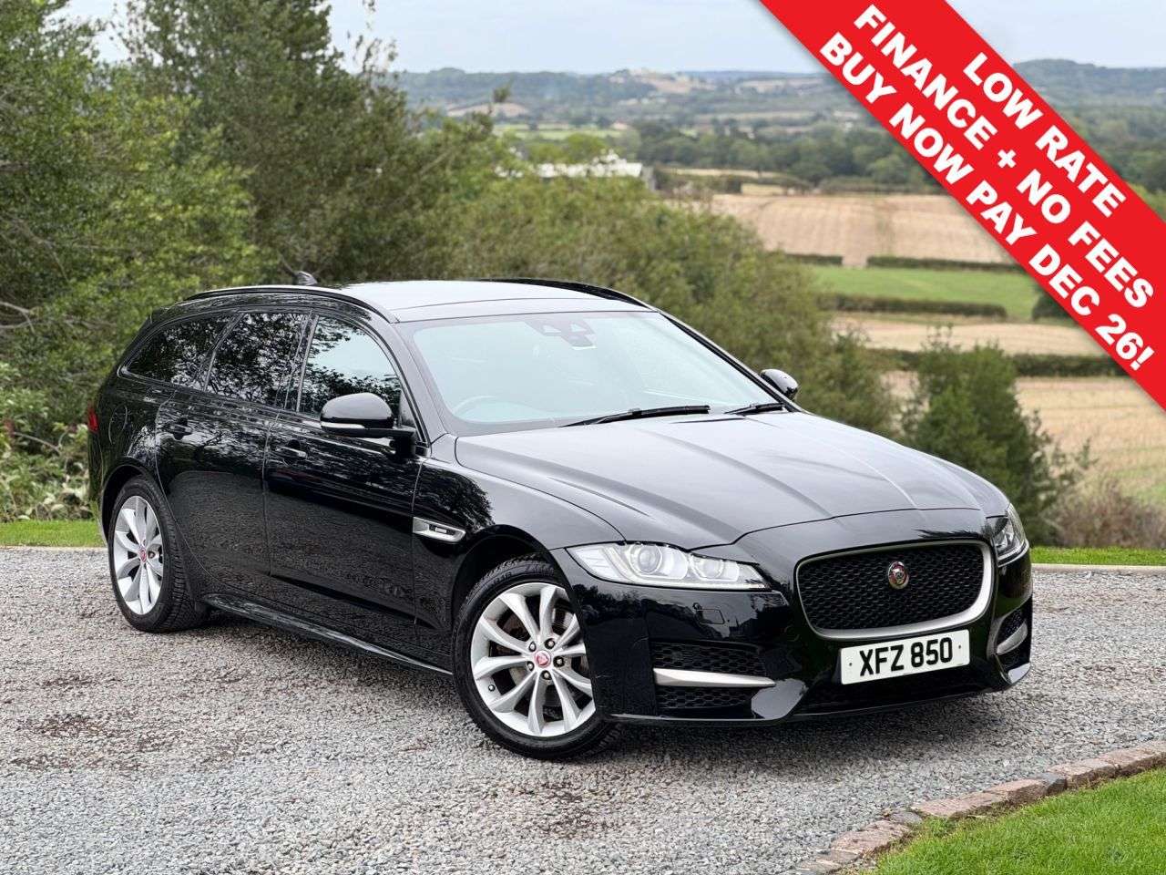 A 2018 JAGUAR XF 2.0d R-Sport Sportbrake 5dr Diesel Auto AWD Euro 6 (s/s) (240 ps) A 2018 JAGUAR XF 2.0d R-Sport Sportbrake 5dr Diesel Auto AWD Euro 6 (s/s) (240 ps)
