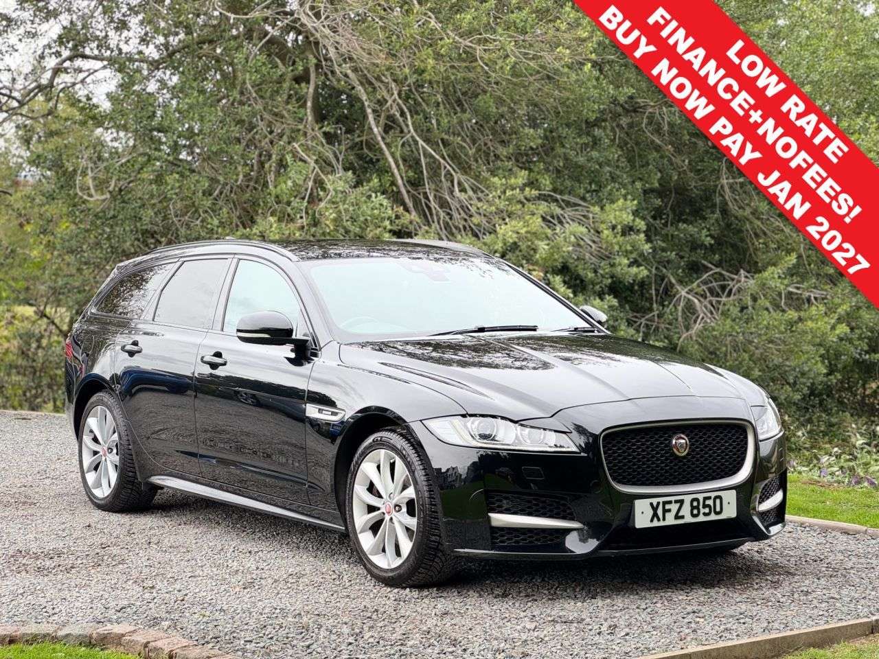 A 2018 JAGUAR XF 2.0d R-Sport Sportbrake 5dr Diesel Auto AWD Euro 6 (s/s) (240 ps) A 2018 JAGUAR XF 2.0d R-Sport Sportbrake 5dr Diesel Auto AWD Euro 6 (s/s) (240 ps)