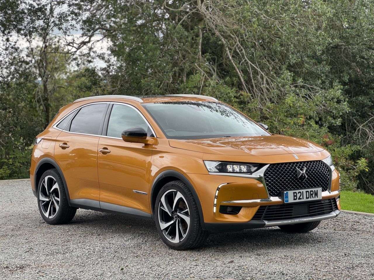 A 2018 DS AUTOMOBILES DS 7 CROSSBACK 2.0 BlueHDi Ultra Prestige Crossback 5dr Diesel EAT8 Euro 6 (s/s) (180 ps) A 2018 DS AUTOMOBILES DS 7 CROSSBACK 2.0 BlueHDi Ultra Prestige Crossback 5dr Diesel EAT8 Euro 6 (s/s) (180 ps)
