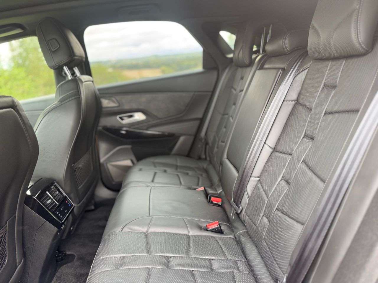 2018 DS AUTOMOBILES DS 7 CROSSBACK 2018 DS AUTOMOBILES DS 7 CROSSBACK