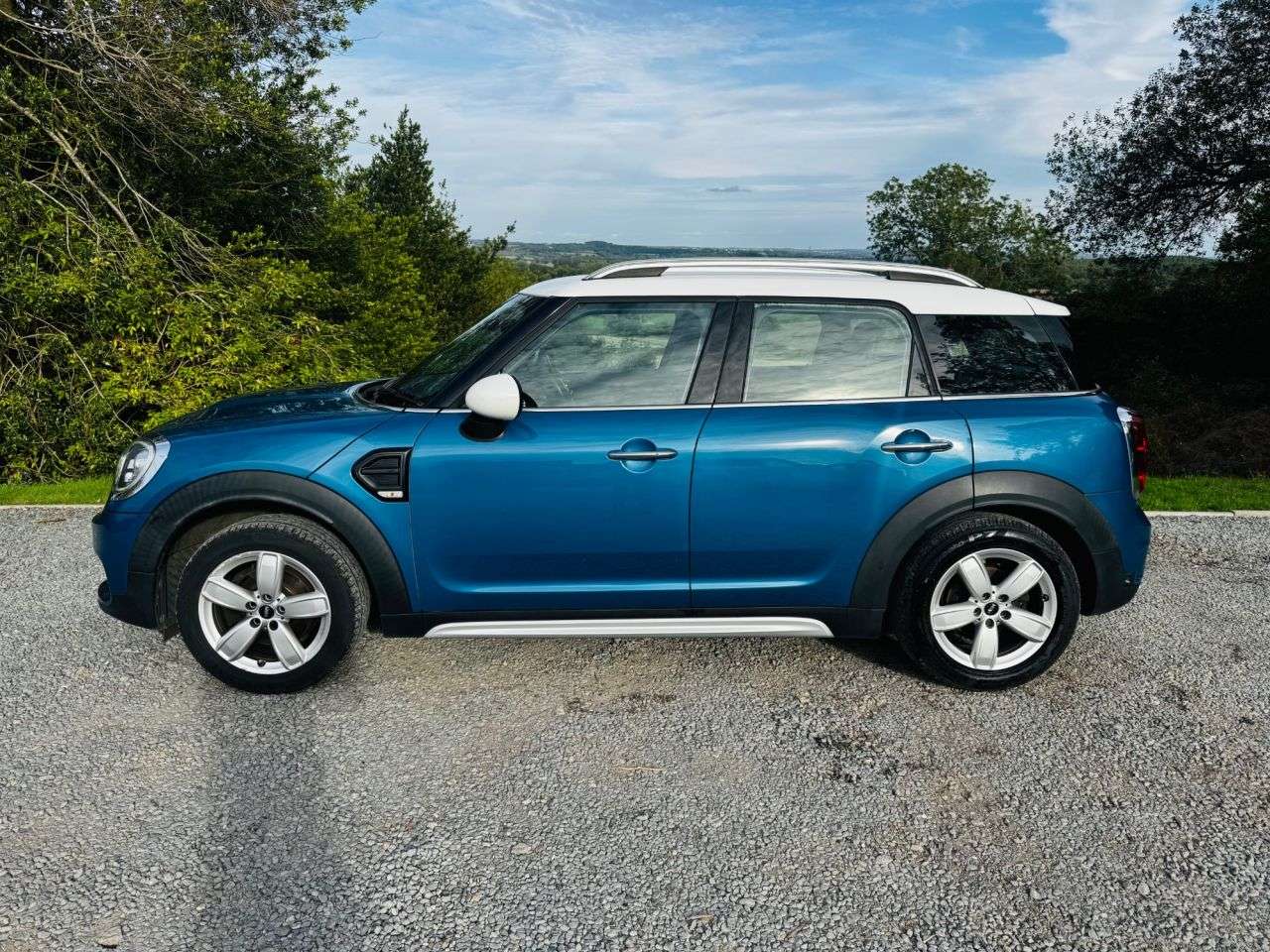 2017 MINI COUNTRYMAN 2017 MINI COUNTRYMAN