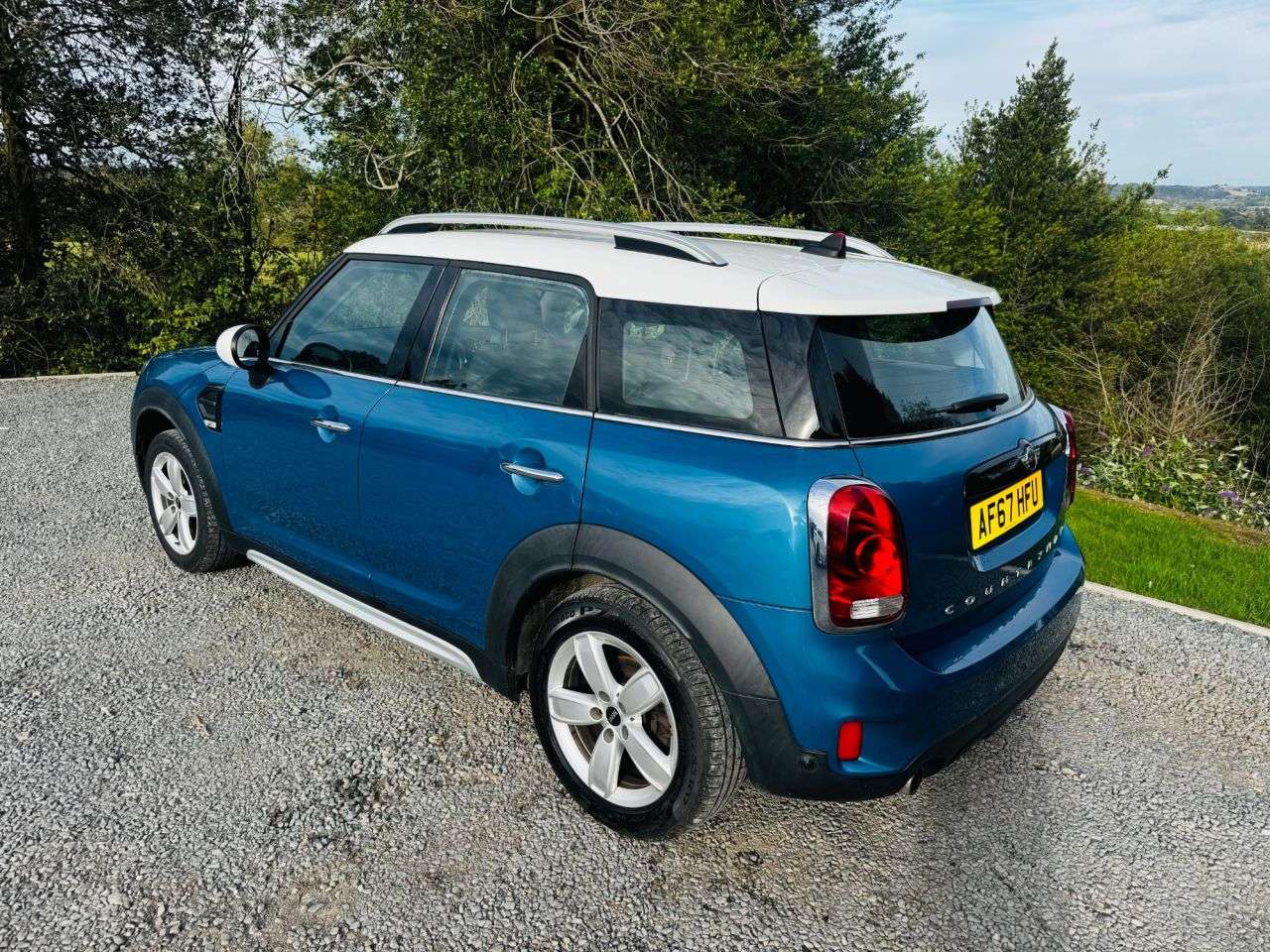 A 2017 MINI COUNTRYMAN 1.5 Cooper SUV 5dr Petrol Manual Euro 6 (s/s) (136 ps) A 2017 MINI COUNTRYMAN 1.5 Cooper SUV 5dr Petrol Manual Euro 6 (s/s) (136 ps)