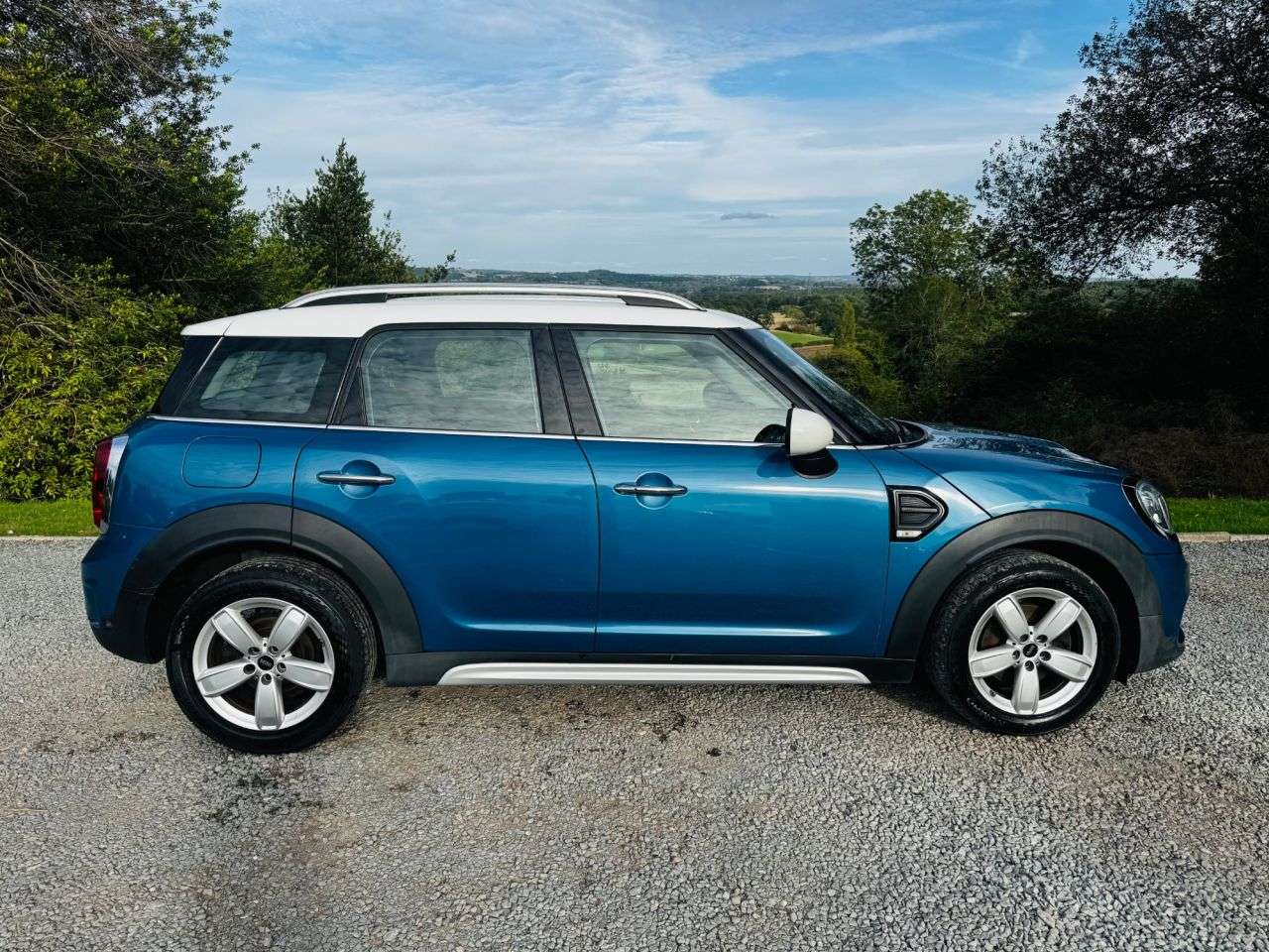 2017 MINI COUNTRYMAN 2017 MINI COUNTRYMAN