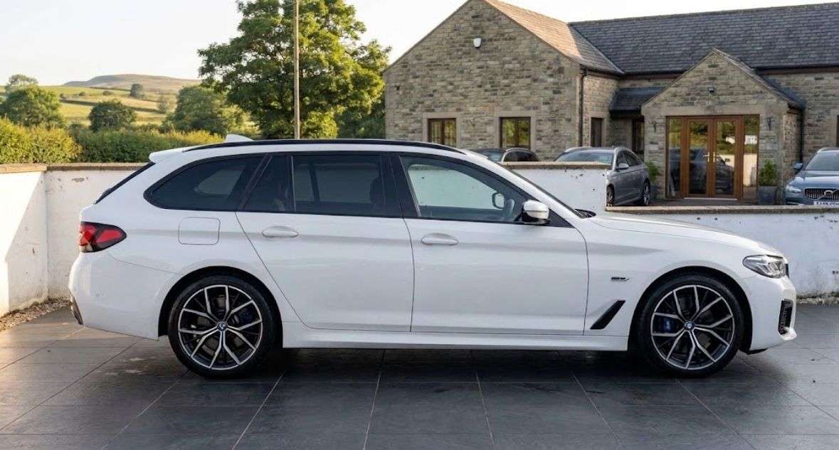 2023 BMW 5 SERIES 2023 BMW 5 SERIES