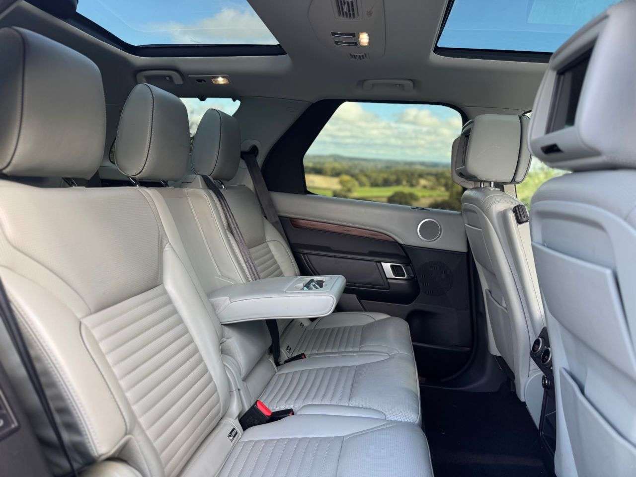 2019 LAND ROVER DISCOVERY 2019 LAND ROVER DISCOVERY