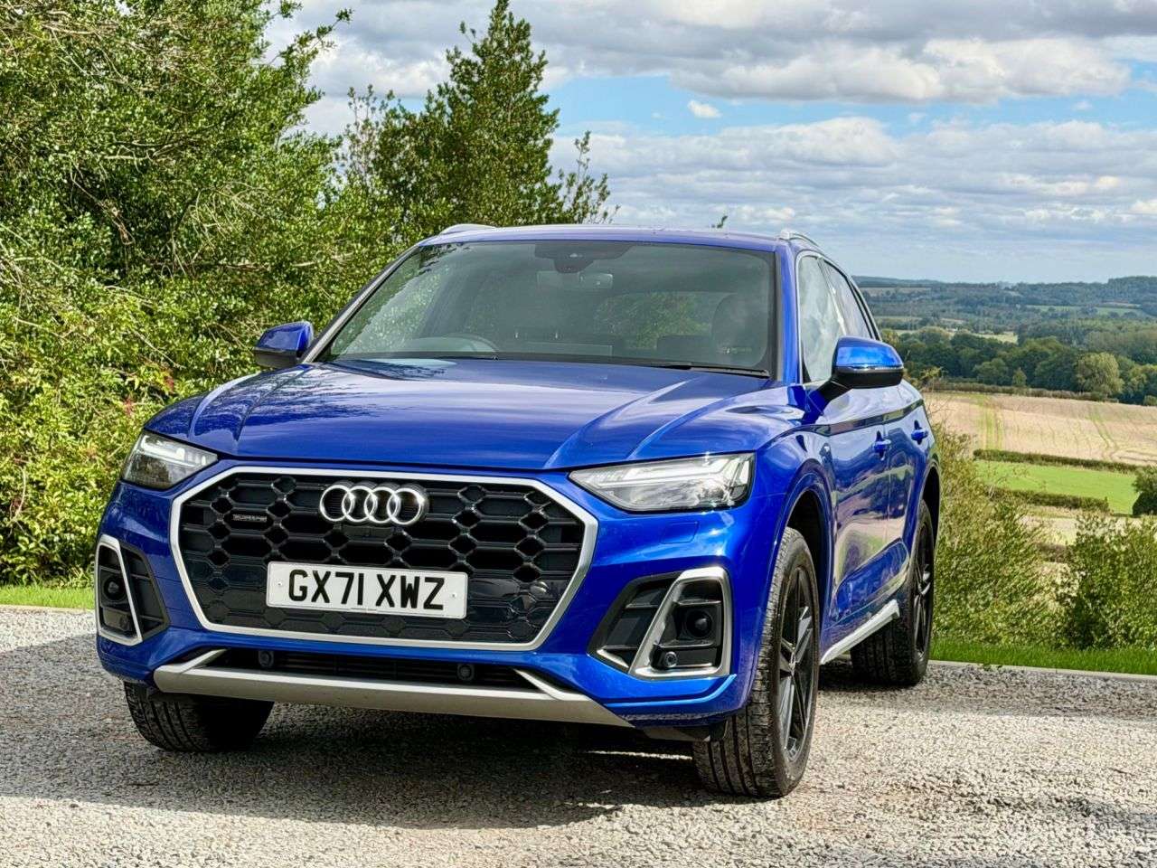 A 2021 AUDI Q5 2.0 TFSI 45 S line SUV 5dr Petrol S Tronic quattro Euro 6 (s/s) (265 ps) A 2021 AUDI Q5 2.0 TFSI 45 S line SUV 5dr Petrol S Tronic quattro Euro 6 (s/s) (265 ps)