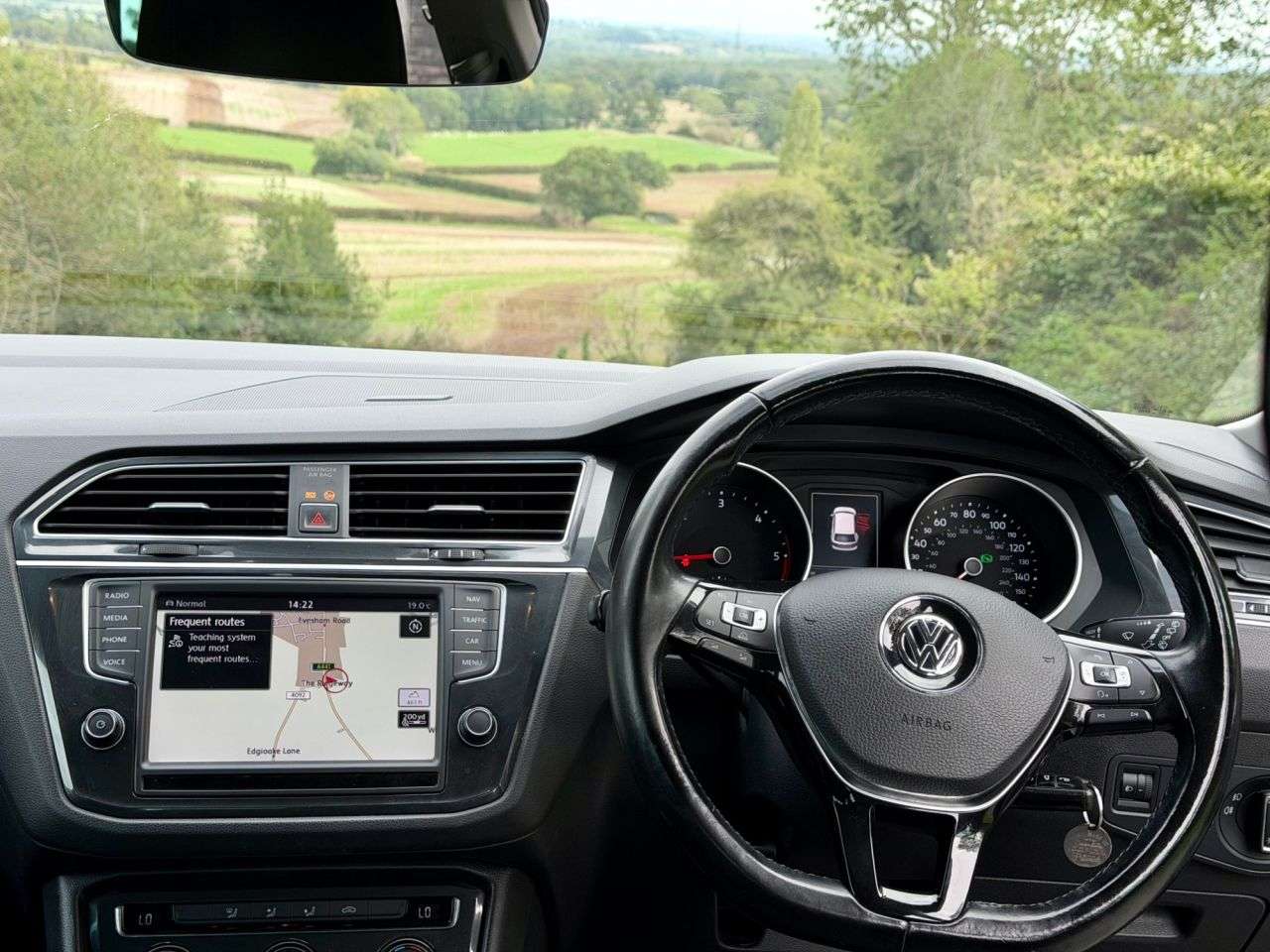 2016 VOLKSWAGEN TIGUAN 2016 VOLKSWAGEN TIGUAN