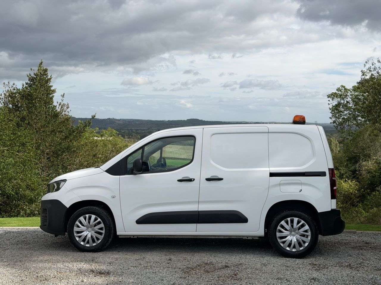 2021 PEUGEOT PARTNER 2021 PEUGEOT PARTNER