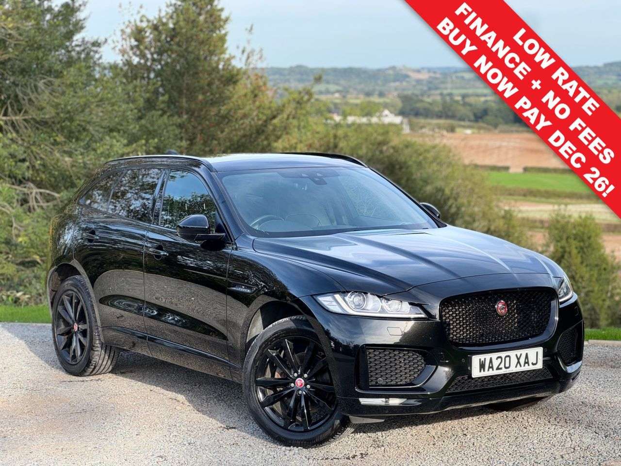 A 2020 JAGUAR F-PACE 2.0 D180 Chequered Flag SUV 5dr Diesel Auto AWD Euro 6 (s/s) (180 ps) A 2020 JAGUAR F-PACE 2.0 D180 Chequered Flag SUV 5dr Diesel Auto AWD Euro 6 (s/s) (180 ps)