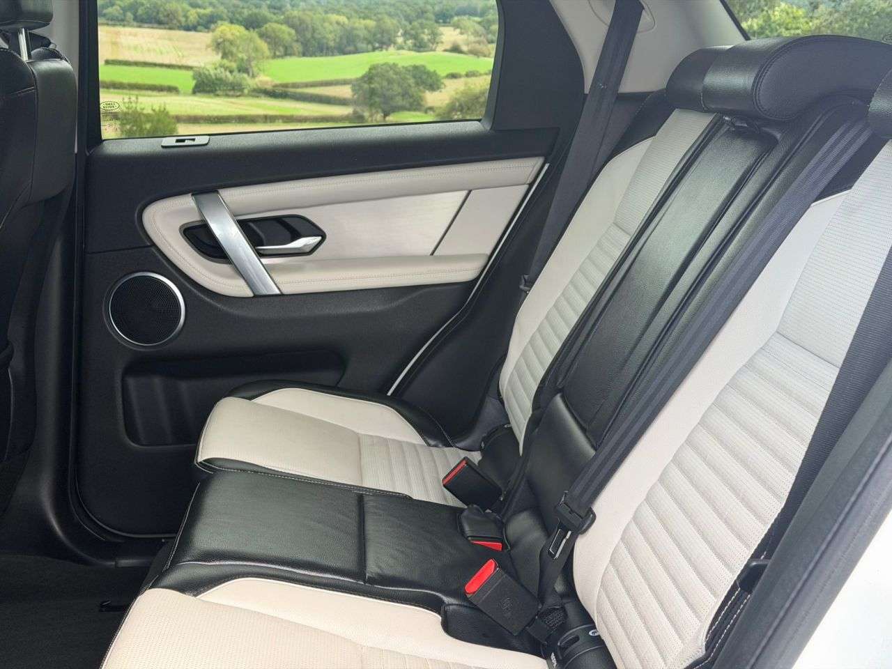 2021 LAND ROVER DISCOVERY SPORT 2021 LAND ROVER DISCOVERY SPORT