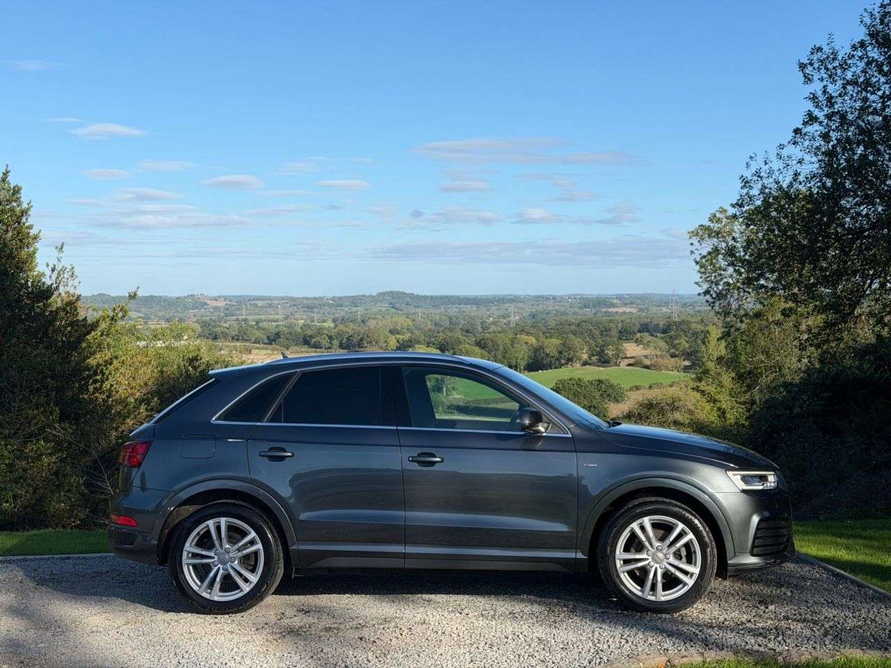 2015 AUDI Q3 2015 AUDI Q3