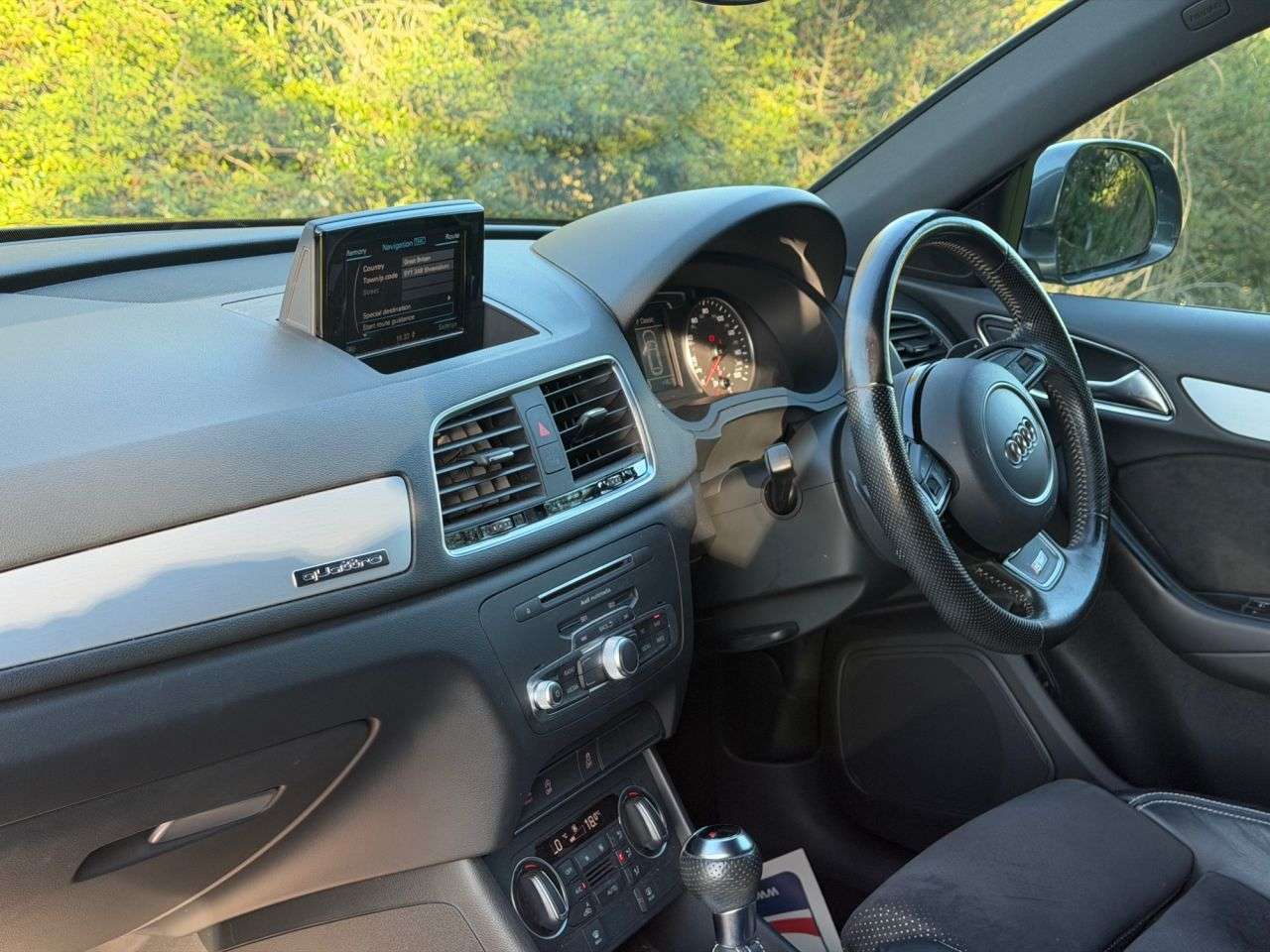 2015 AUDI Q3 2015 AUDI Q3