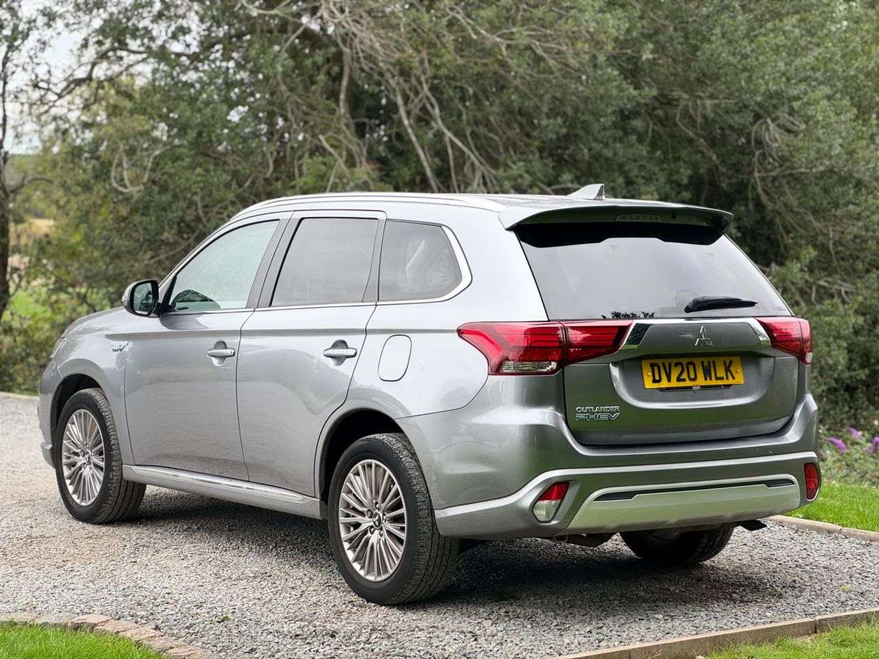 2020 MITSUBISHI OUTLANDER 2020 MITSUBISHI OUTLANDER