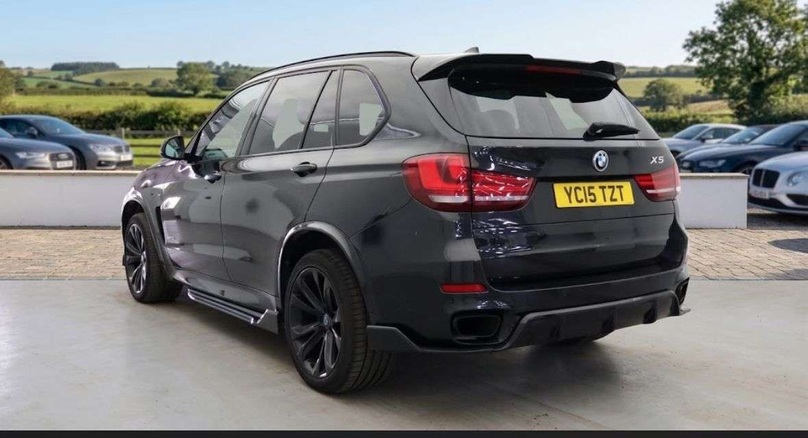 A 2015 BMW X5 XDRIVE30D M SPORT A 2015 BMW X5 XDRIVE30D M SPORT