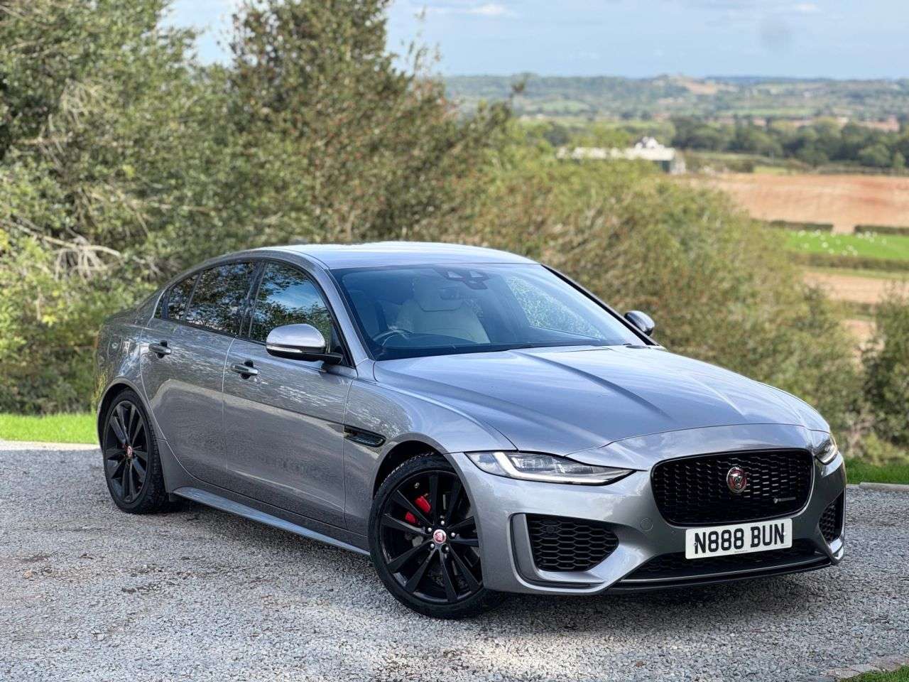 A 2019 JAGUAR XE 2.0 P250i R-Dynamic S Saloon 4dr Petrol Auto Euro 6 (s/s) (250 ps) A 2019 JAGUAR XE 2.0 P250i R-Dynamic S Saloon 4dr Petrol Auto Euro 6 (s/s) (250 ps)