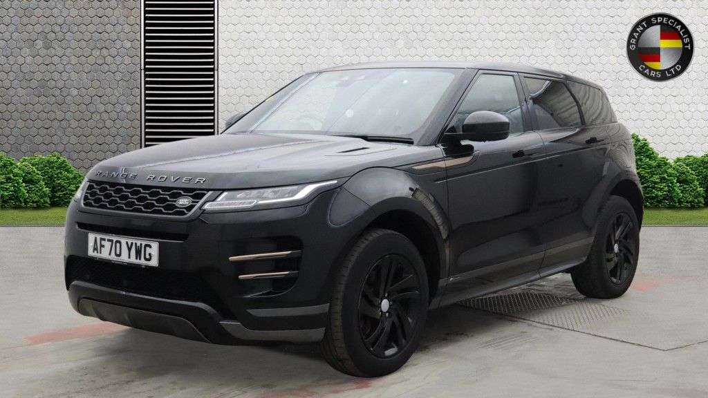 A 2020 LAND ROVER RANGE ROVER EVOQUE 1.5 P300e 12.2kWh R-Dynamic S SUV 5dr Petrol Plug-in Hybrid Auto 4WD Euro 6 A 2020 LAND ROVER RANGE ROVER EVOQUE 1.5 P300e 12.2kWh R-Dynamic S SUV 5dr Petrol Plug-in Hybrid Auto 4WD Euro 6