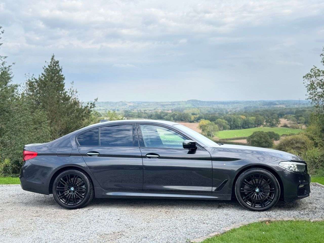 2017 BMW 5 SERIES 2017 BMW 5 SERIES