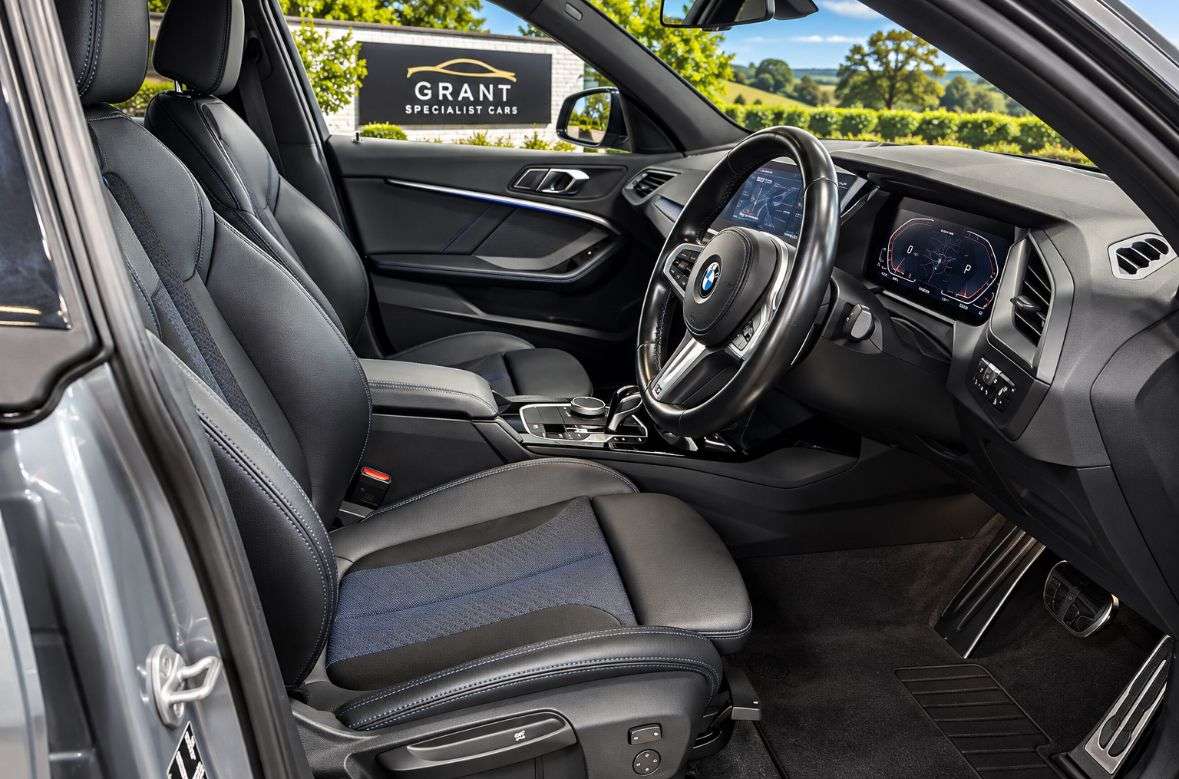 A 2023 BMW 2 SERIES GRAN COUPE 2.0 220i M Sport Saloon 4dr Petrol DCT Euro 6 (s/s) (178 ps) A 2023 BMW 2 SERIES GRAN COUPE 2.0 220i M Sport Saloon 4dr Petrol DCT Euro 6 (s/s) (178 ps)