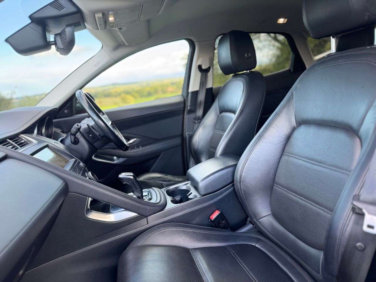 A 2019 JAGUAR E-PACE 2.0 D150 S SUV 5dr Diesel Auto AWD Euro 6 (s/s) (150 ps) A 2019 JAGUAR E-PACE 2.0 D150 S SUV 5dr Diesel Auto AWD Euro 6 (s/s) (150 ps)