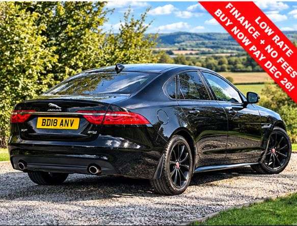 A 2018 JAGUAR XF 2.0i R-Sport Saloon 4dr Petrol Auto Euro 6 (s/s) (200 ps) A 2018 JAGUAR XF 2.0i R-Sport Saloon 4dr Petrol Auto Euro 6 (s/s) (200 ps)