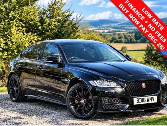 A 2018 JAGUAR XF 2.0i R-Sport Saloon 4dr Petrol Auto Euro 6 (s/s) (200 ps) A 2018 JAGUAR XF 2.0i R-Sport Saloon 4dr Petrol Auto Euro 6 (s/s) (200 ps)