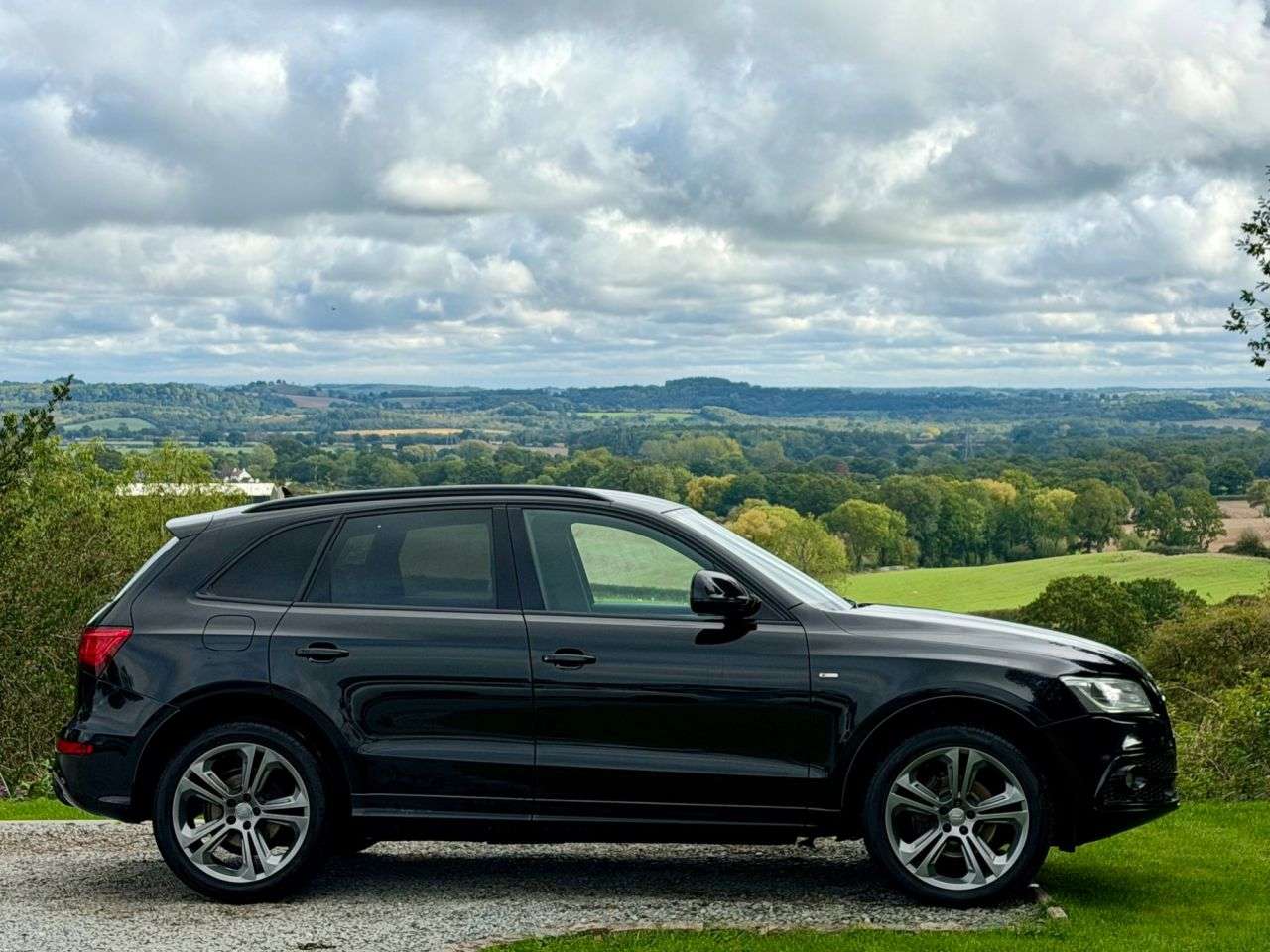 2015 AUDI Q5 2015 AUDI Q5