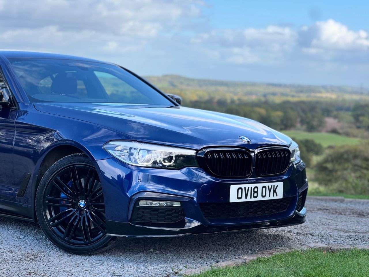 A 2018 BMW 5 SERIES 3.0 530d M Sport Saloon 4dr Diesel Auto Euro 6 (s/s) (265 ps) M PERFORMANCE A 2018 BMW 5 SERIES 3.0 530d M Sport Saloon 4dr Diesel Auto Euro 6 (s/s) (265 ps) M PERFORMANCE