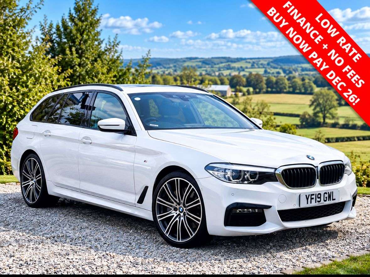 A 2019 BMW 5 SERIES 3.0 530d M Sport Touring 5dr Diesel Auto Euro 6 (s/s) (265 ps) M SPORT PLUS A 2019 BMW 5 SERIES 3.0 530d M Sport Touring 5dr Diesel Auto Euro 6 (s/s) (265 ps) M SPORT PLUS