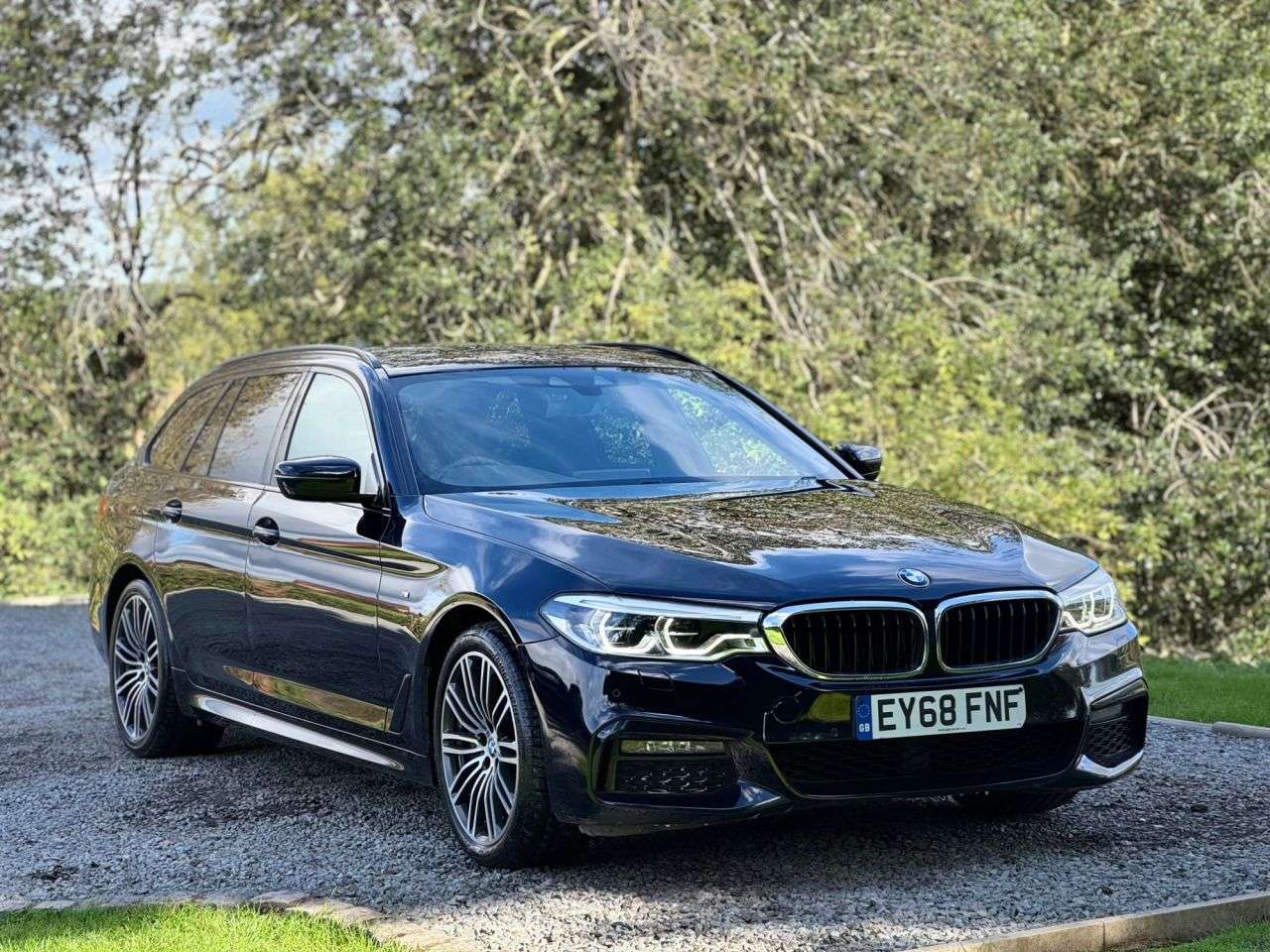 A 2018 BMW 5 SERIES 2.0 530i GPF M Sport Touring 5dr Petrol Auto Euro 6 (s/s) (252 ps) ICON ADA A 2018 BMW 5 SERIES 2.0 530i GPF M Sport Touring 5dr Petrol Auto Euro 6 (s/s) (252 ps) ICON ADA