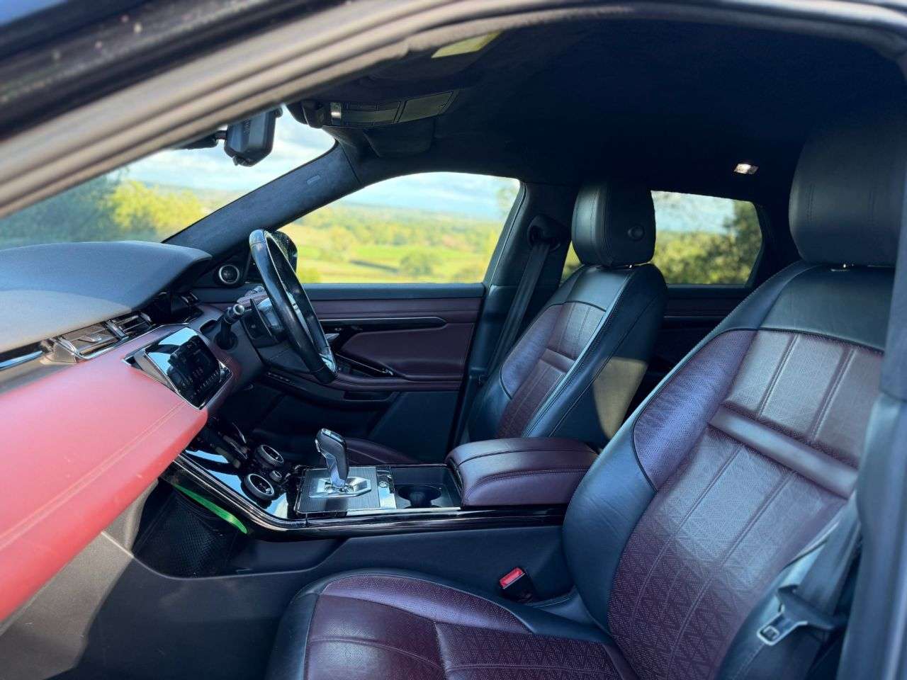 2019 LAND ROVER RANGE ROVER EVOQUE 2019 LAND ROVER RANGE ROVER EVOQUE