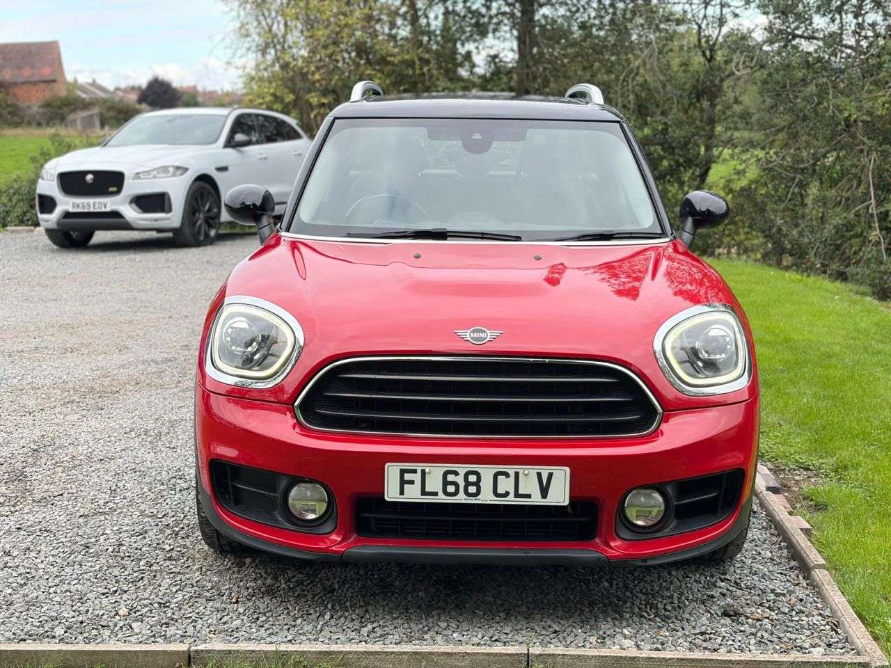 A 2018 MINI COUNTRYMAN 1.5 Cooper SUV 5dr Petrol Steptronic Euro 6 (s/s) (136 ps) A 2018 MINI COUNTRYMAN 1.5 Cooper SUV 5dr Petrol Steptronic Euro 6 (s/s) (136 ps)