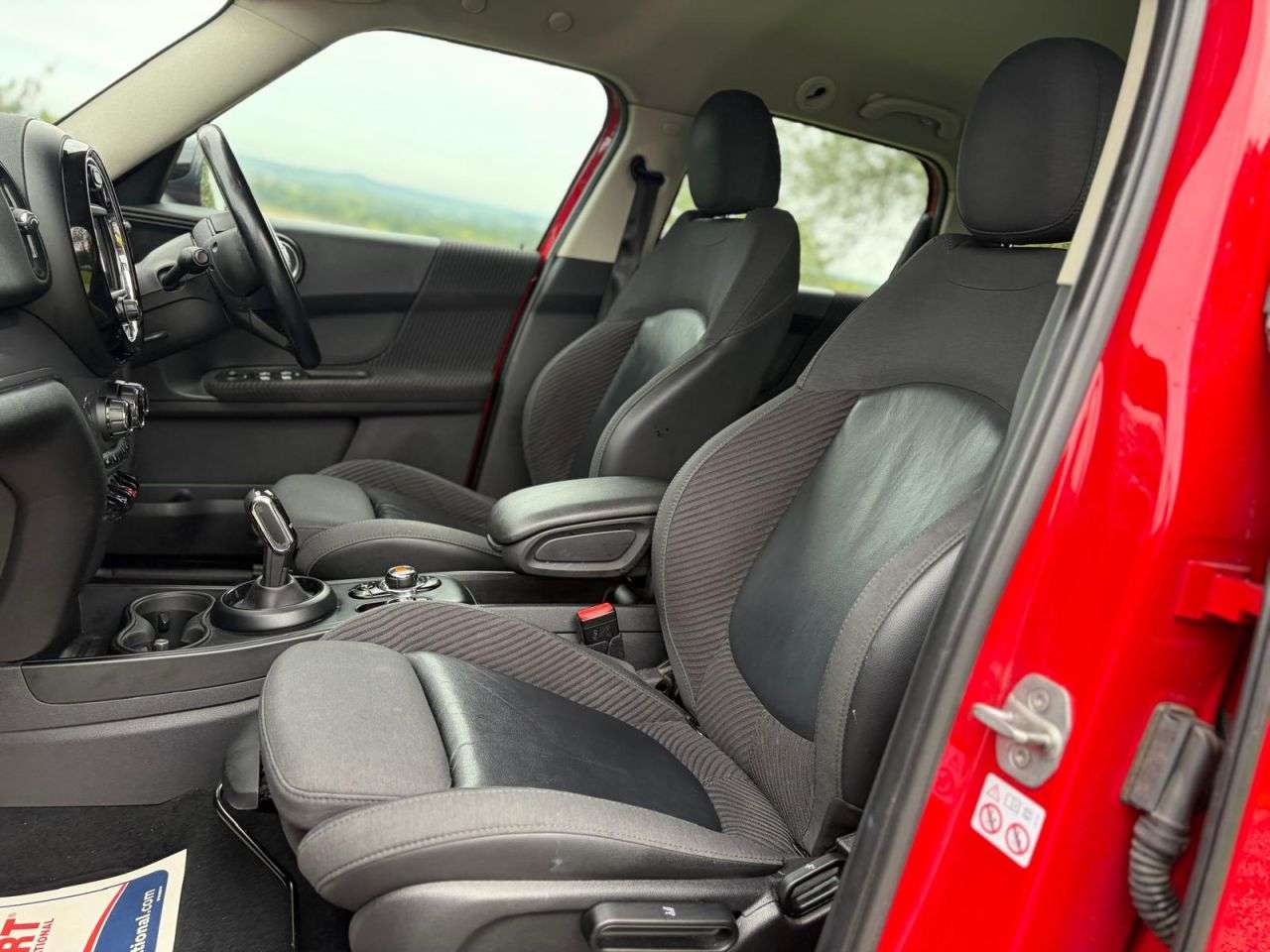 2018 MINI COUNTRYMAN 2018 MINI COUNTRYMAN