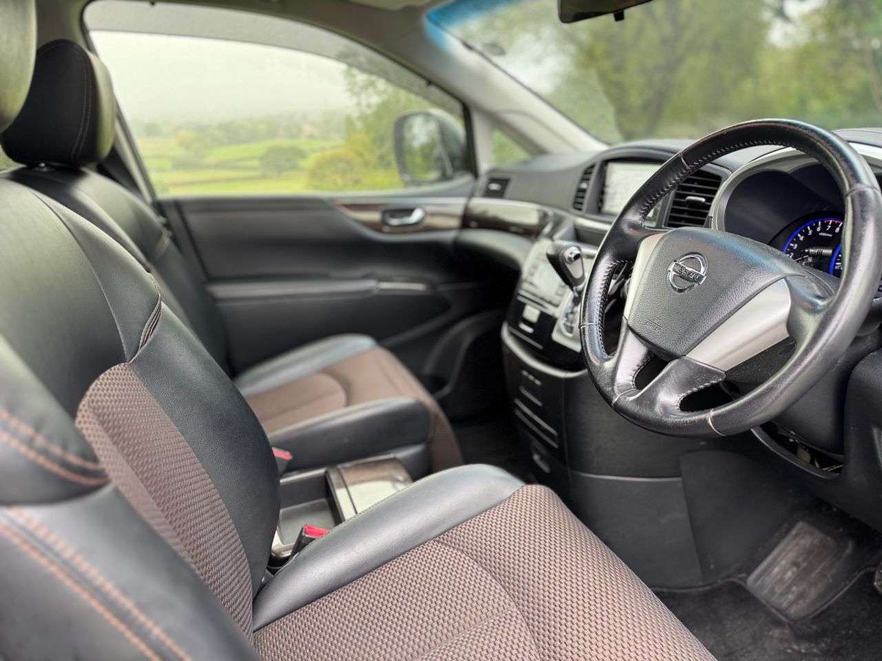 2012 NISSAN ELGRAND 2012 NISSAN ELGRAND