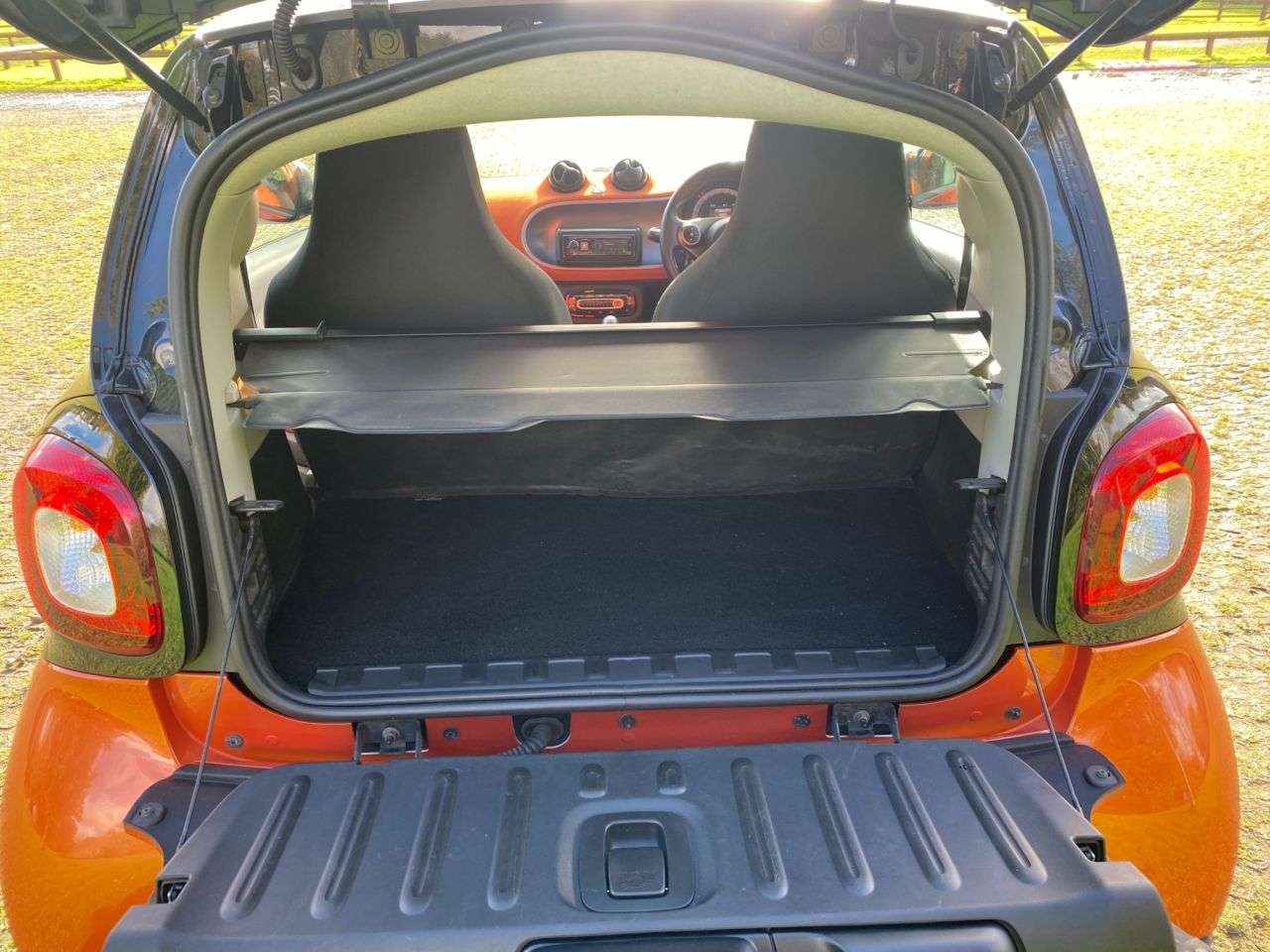 2015 SMART FORTWO COUPE 2015 SMART FORTWO COUPE