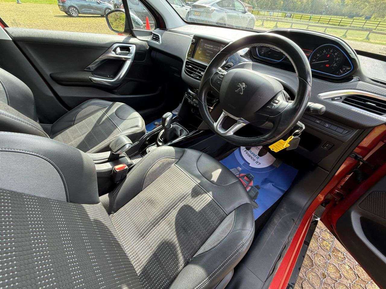 2016 PEUGEOT 2008 2016 PEUGEOT 2008